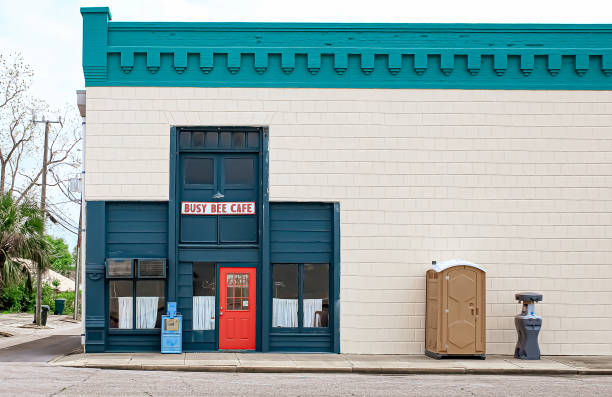 Porta potty delivery and setup in Friars Point, MS